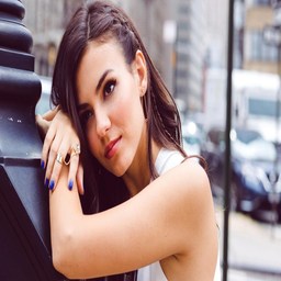 女人为啥摸几下就让进了？揭开女性情感的神秘面纱