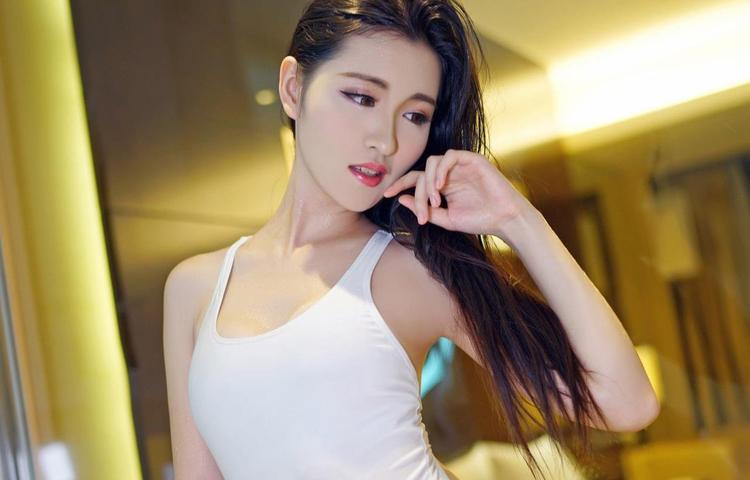 杏8十年相伴