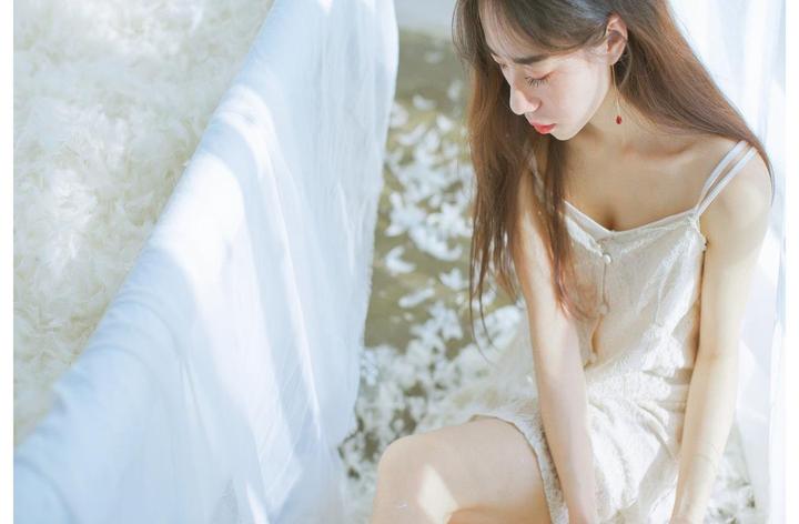 荷花网的社交互动创新