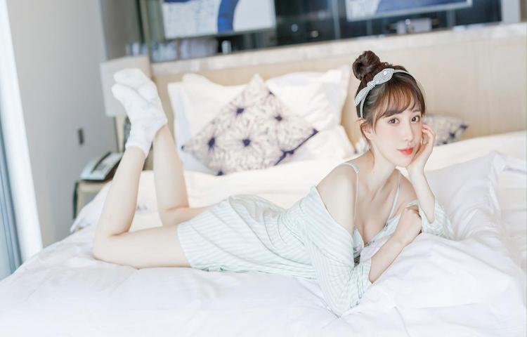 年轻老师3伦理中文版师生关系